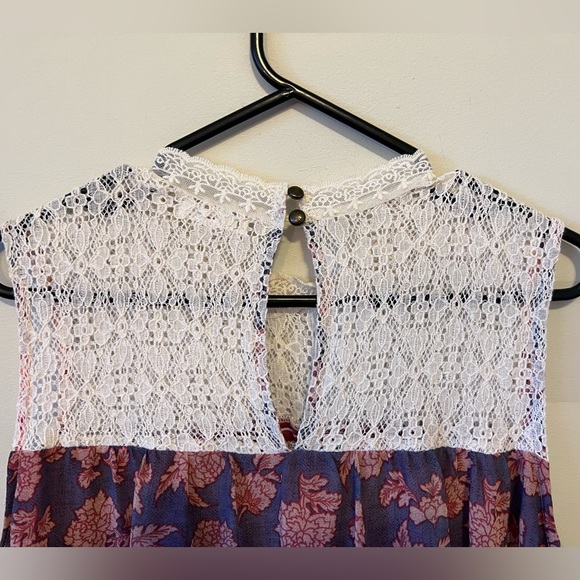 โญ๏ธ Host Pick! โญ๏ธ Maurices Boho Lace & Sheer Floral Dress in Large - Picture 5 of 7